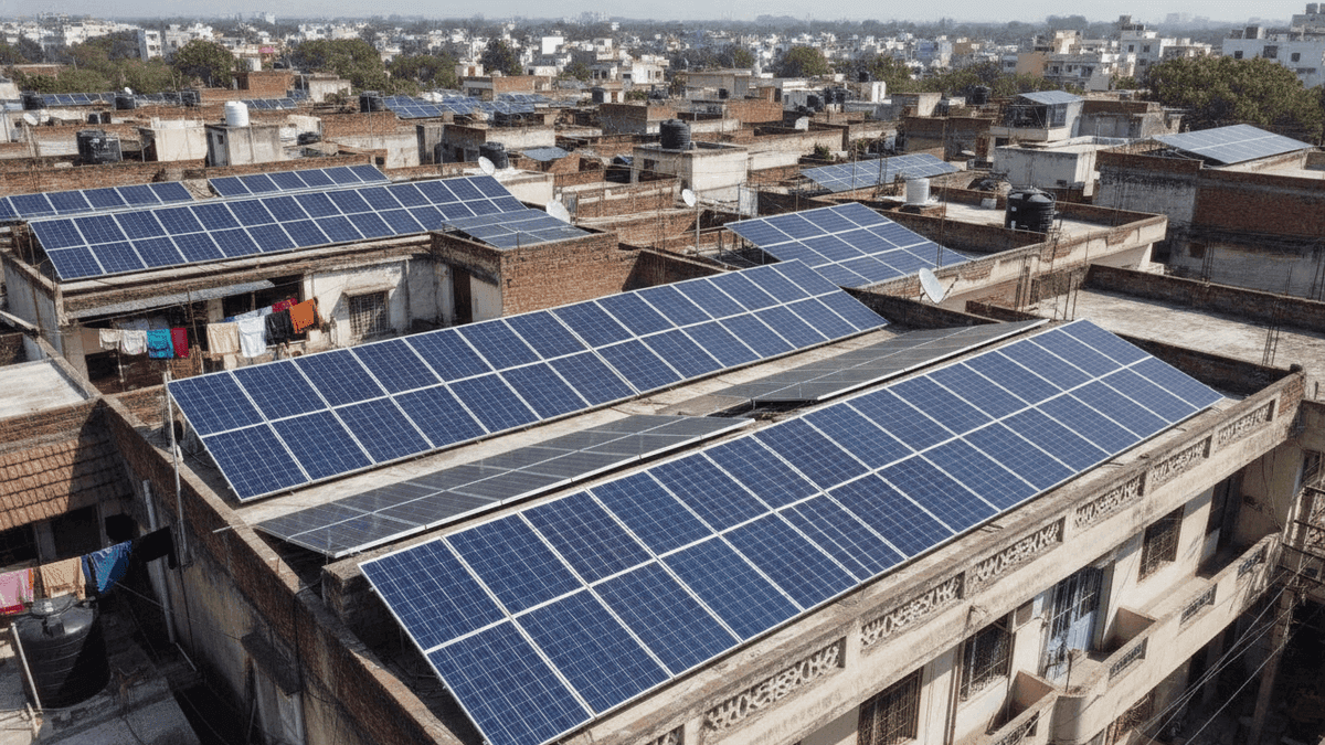 India Hits 297 GW Non-Fossil Power, Eyes 500 GW by 2030
