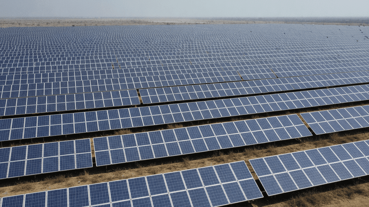 NLC India’s 900 MW Solar Deal Boosts NIRL IPO Prospects