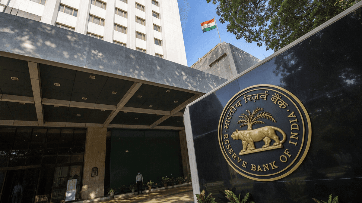 RBI Eases Bank Share Rules for Institutional Investors