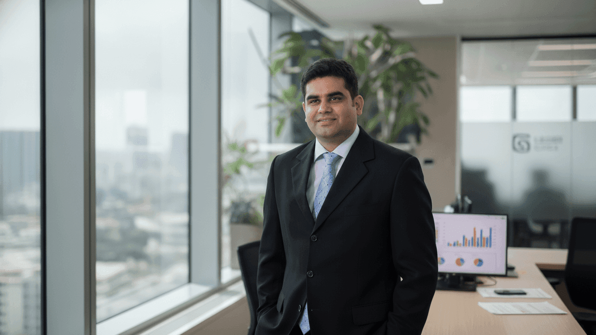 Axis Bank Appoints Rajeev Mantri as New CFO