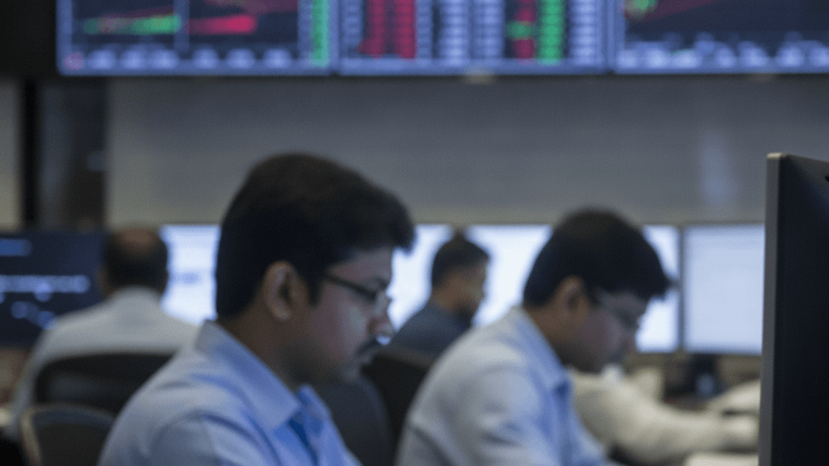 Pre-Market Brief: Nifty 50 Dips Below 24,055; DIIs Provide Crucial Support Amidst FII Outflows | 15 Jul 2026, 08:00 AM IST