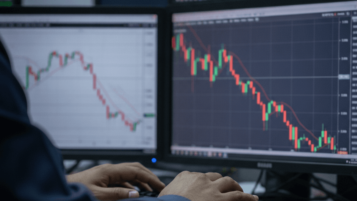 Pre-Market Brief: Nifty Holds 24200 Amidst Banking Sector Drag; FII Selling Continues | 21 Jul 2026, 08:00 AM IST