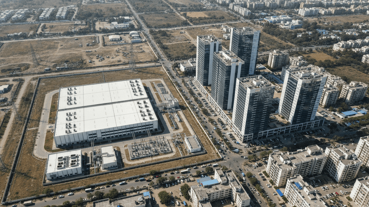 India’s Digital Divide: Data Centers vs. IT Parks Real Estate Value
