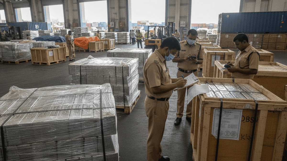 India Resumes Silver Imports Amid New Rules & Festival Demand