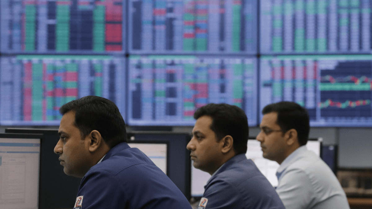 Top Gainers & Losers: Nifty Dips as Banking, IT Stocks Show Mixed Fortunes; Financials See Varied Moves | 27 Aug 2026, 12:00 PM IST