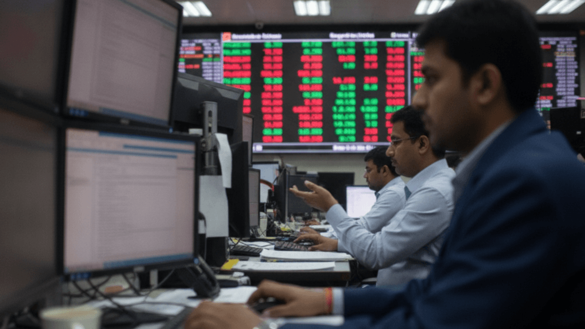 Top Gainers & Losers: Nifty Dips as Metals, IT Stocks Fall; Auto, Banking Show Resilience | 31 Aug 2026, 12:00 PM IST