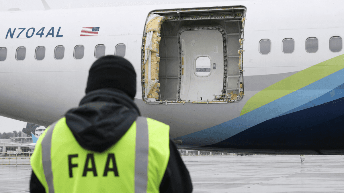 Boeing Fined $3.1 Million by FAA Over Safety Lapses