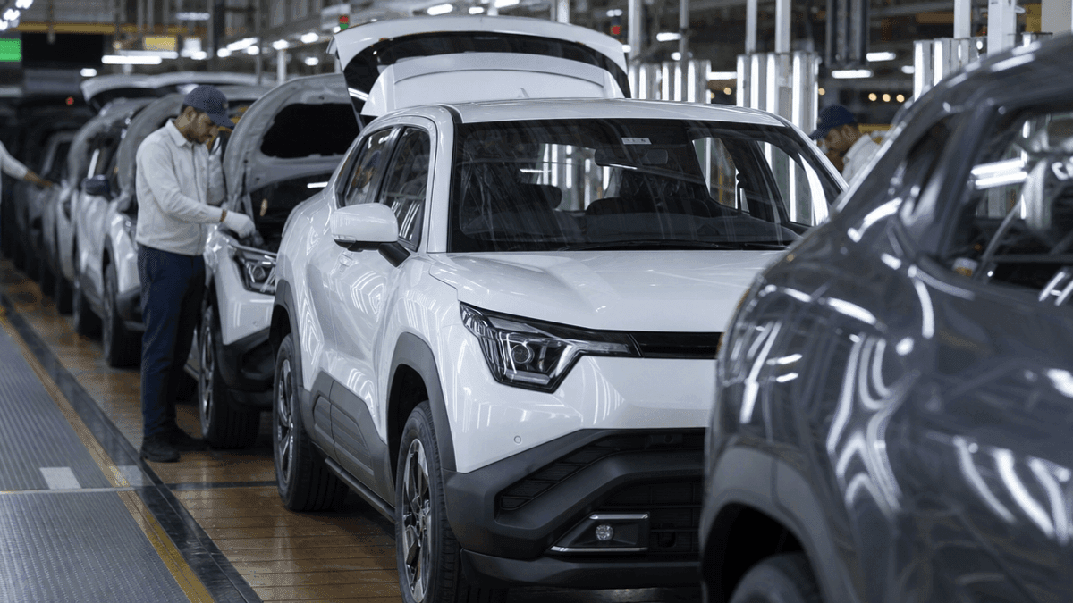 Maruti Suzuki Accelerates EV Strategy with eVitara Launch