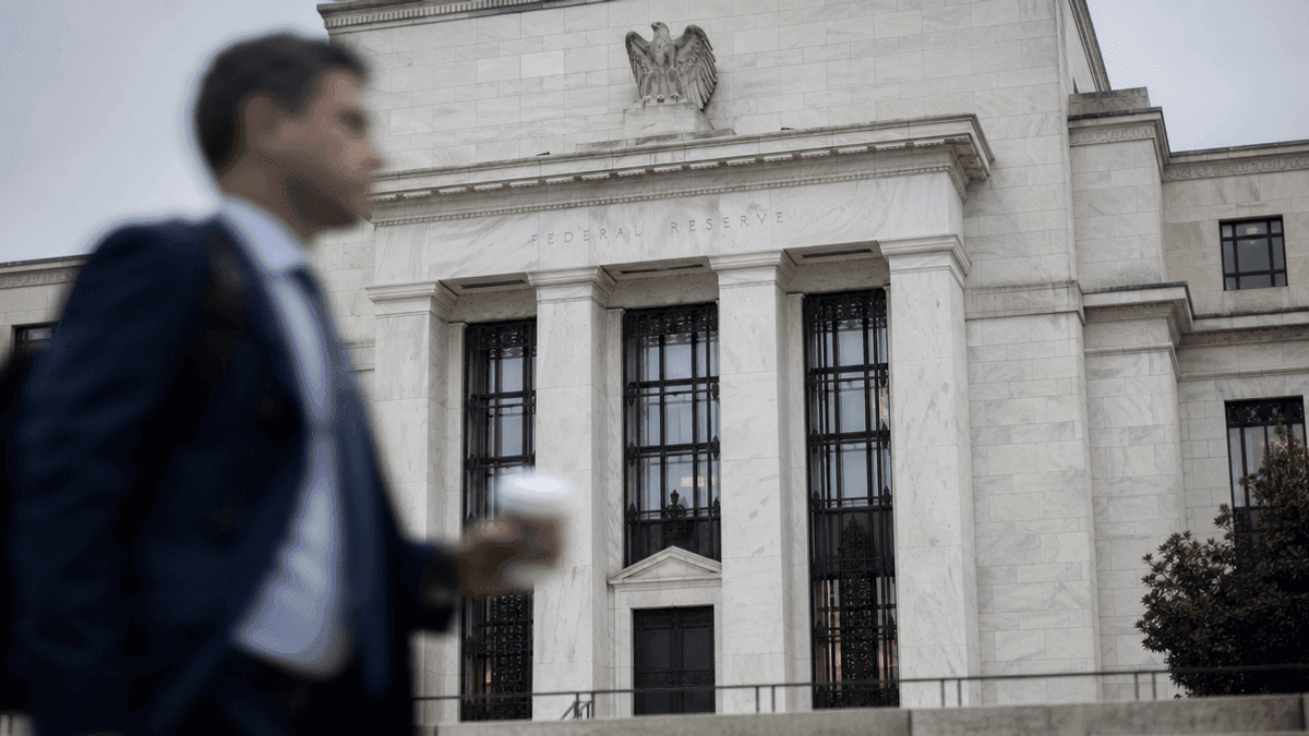 US Markets Rally as Fed Signals Potential Rate Hike Pause