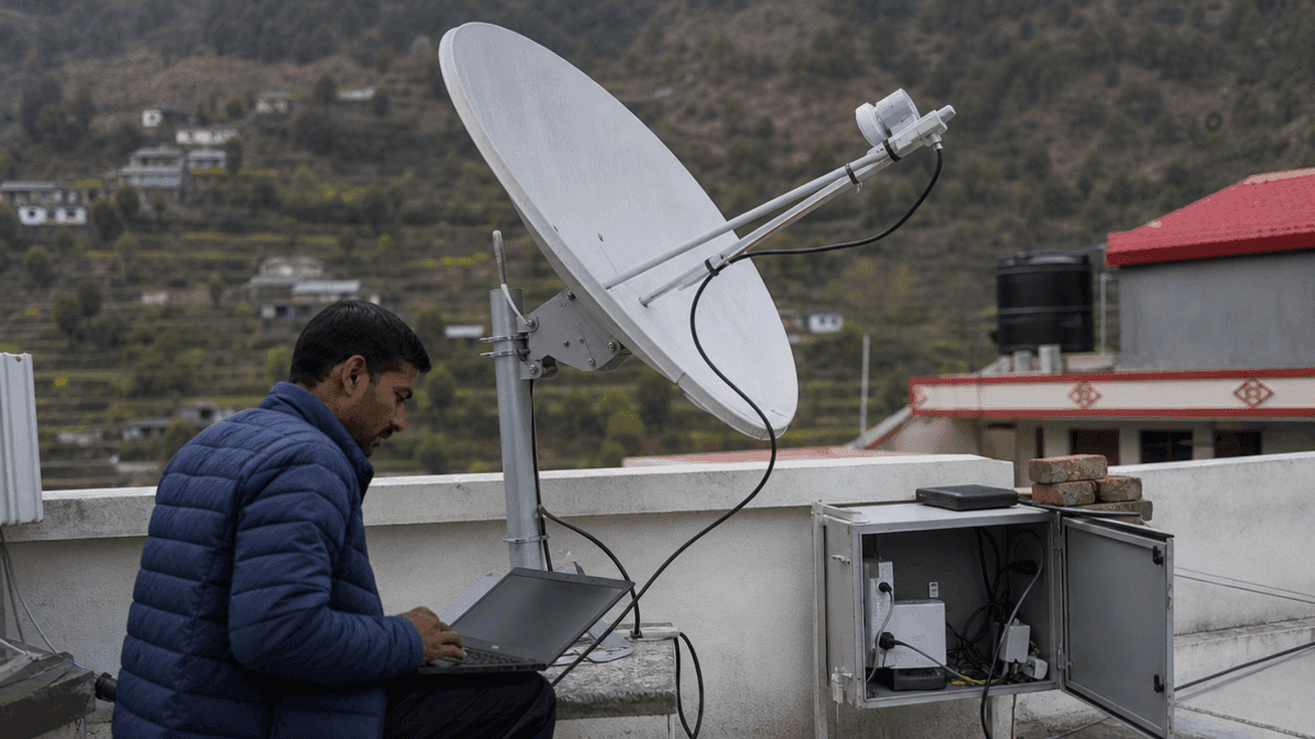India Approves Administrative Spectrum for Satellite Internet