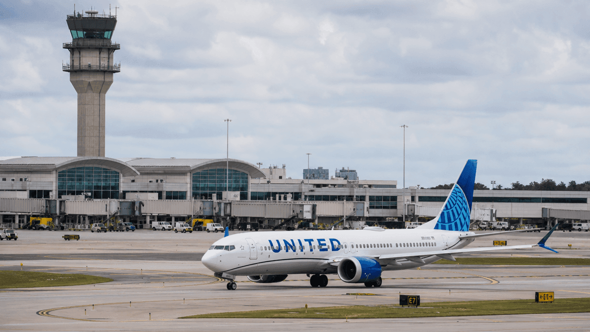 India Government: Airport Operators Can Legally Own Airlines